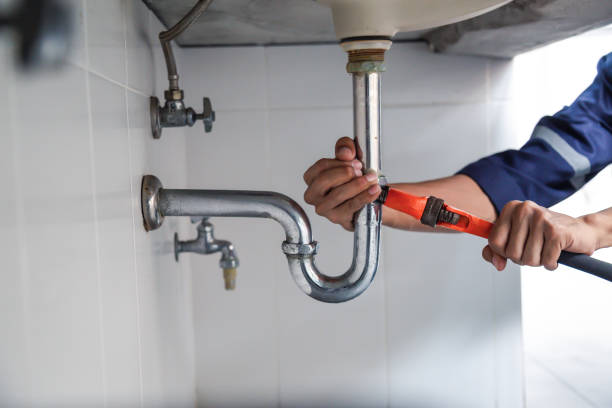 Best Emergency Plumber  in Petoskey, MI